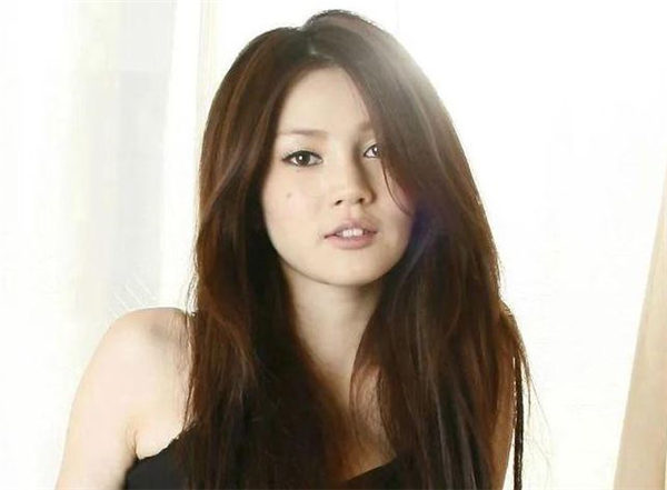 濑亚美莉是谁 濑亚美莉个人资料(图2)