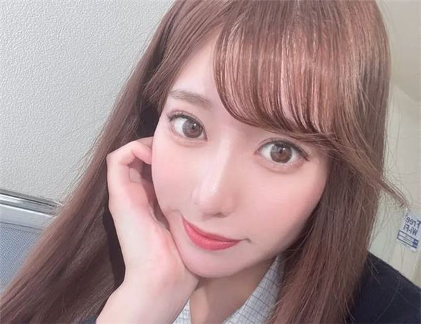 枫富爱(枫ふうあ)近况 她换新公司了(图1)