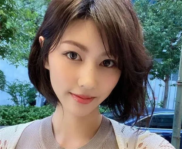 美乃雀(美乃すずめ)是谁 经常以短发示人(图3)