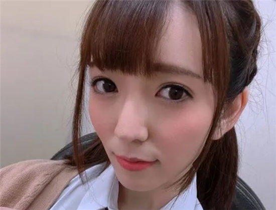 小花暖(小花のん)是谁 小花暖个人资料(图2)