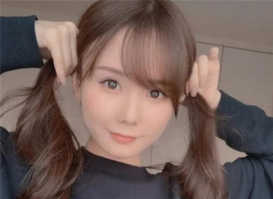 坂道美琉（坂道みる）是谁 一个很俏皮的女生(图2)