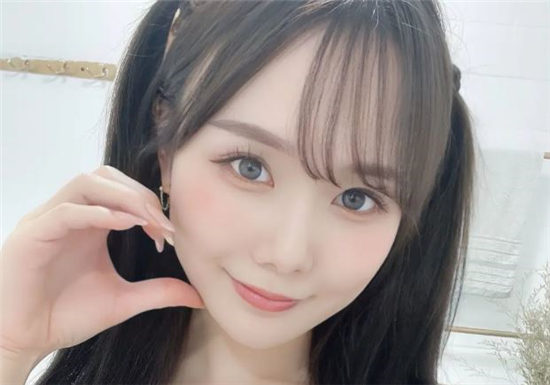 坂道美琉（坂道みる）是谁 一个很俏皮的女生(图1)