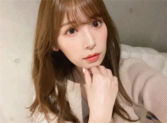 明里紬(明里つむぎ)是谁 明里紬个人资料(图2)