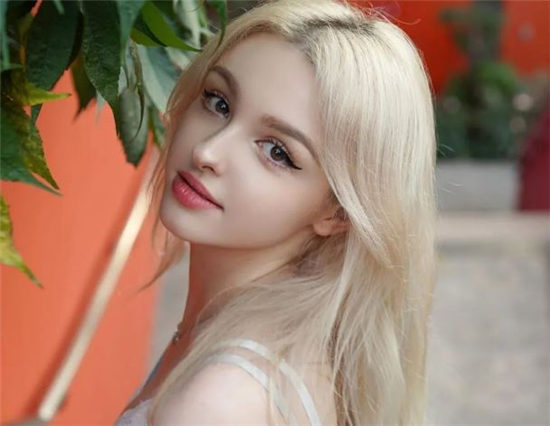 Karimova Elina是谁 Karimova Elina个人资料(图3)