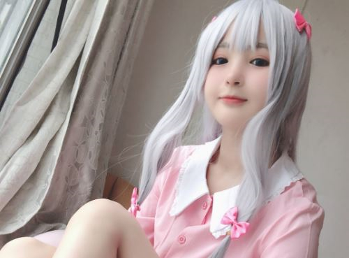 桜井宁宁是谁 为什么开播又停播了(图2)