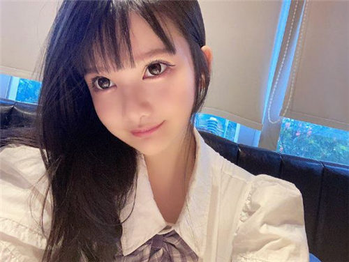 小尤奈jk和小尤奈是同一个人吗 傻傻分不清楚(图1)