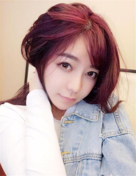 刘飞儿Faye的成功转型之路 写真模特与主播的无缝切换(图2)