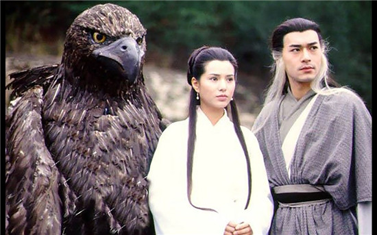 李若彤“小龙女”风采不减当年，健身竟然练成了六块腹肌(图1)
